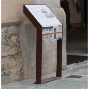panou metalic informatii orase muzee