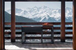 Cratar pe carbuni cu 2 zone de grill din inox